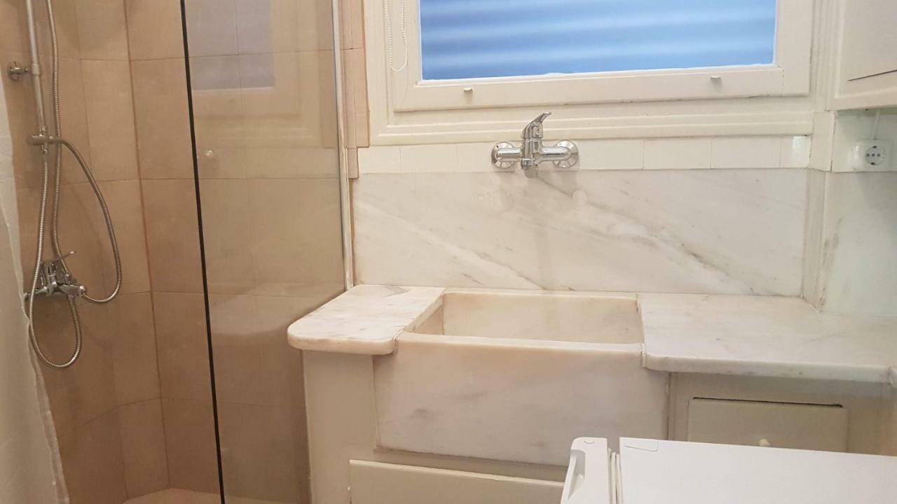 Violet Errathens Apartment - Athens Center, 7 Bd, 3 Bath 외부 사진